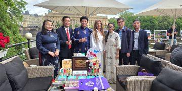 Huế tỏa sáng tại Praha: Quảng bá di sản, kết nối hữu nghị nhân dịp 75 năm quan hệ Việt Nam – Séc