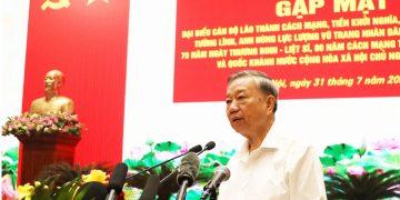 Đại hội XIV: Chất lượng cán bộ là then chốt, không có vùng cấm, không có ngoại lệ