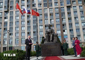 Saint Petersburg khai trương Quảng trường Hồ Chí Minh nhân kỷ niệm 75 năm quan hệ ngoại gia