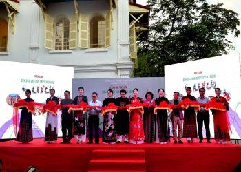 Khai mạc Triển lãm “Bản sắc văn hóa truyền thống A Lưới” – Điểm nhấn của Festival mùa thu Huế 2025