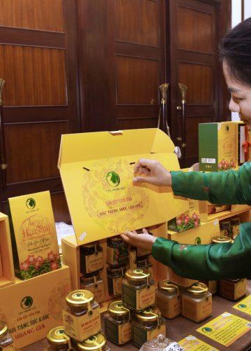 Tôn vinh “Hương Trà Xưa – Vị Bánh Cổ” Quê Việt