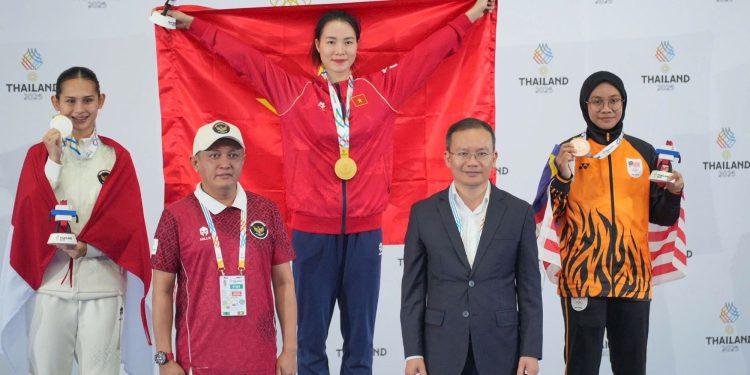 Ngày 13/12: Điền kinh Việt Nam phá kỷ lục SEA Games, tiếp đà chiến thắng vang dội