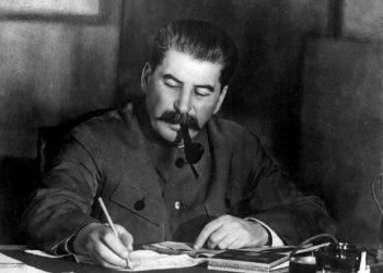 Nguyên soái Iosif Stalin – Lãnh tụ định hình cục diện thế giới thế kỷ XX