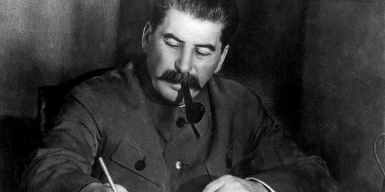 Nguyên soái Iosif Stalin – Lãnh tụ định hình cục diện thế giới thế kỷ XX