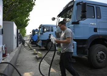 Công nghệ pin và trạm sạc đang viết lại tương lai ngành vận tải Trung Quốc