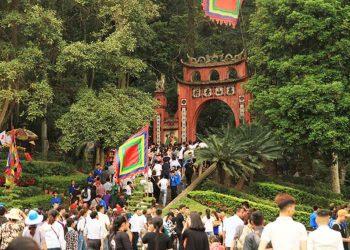 Uống nước nhớ nguồn – Từ cội nguồn Hùng Vương đến ánh sáng đường lối của Bác Hồ